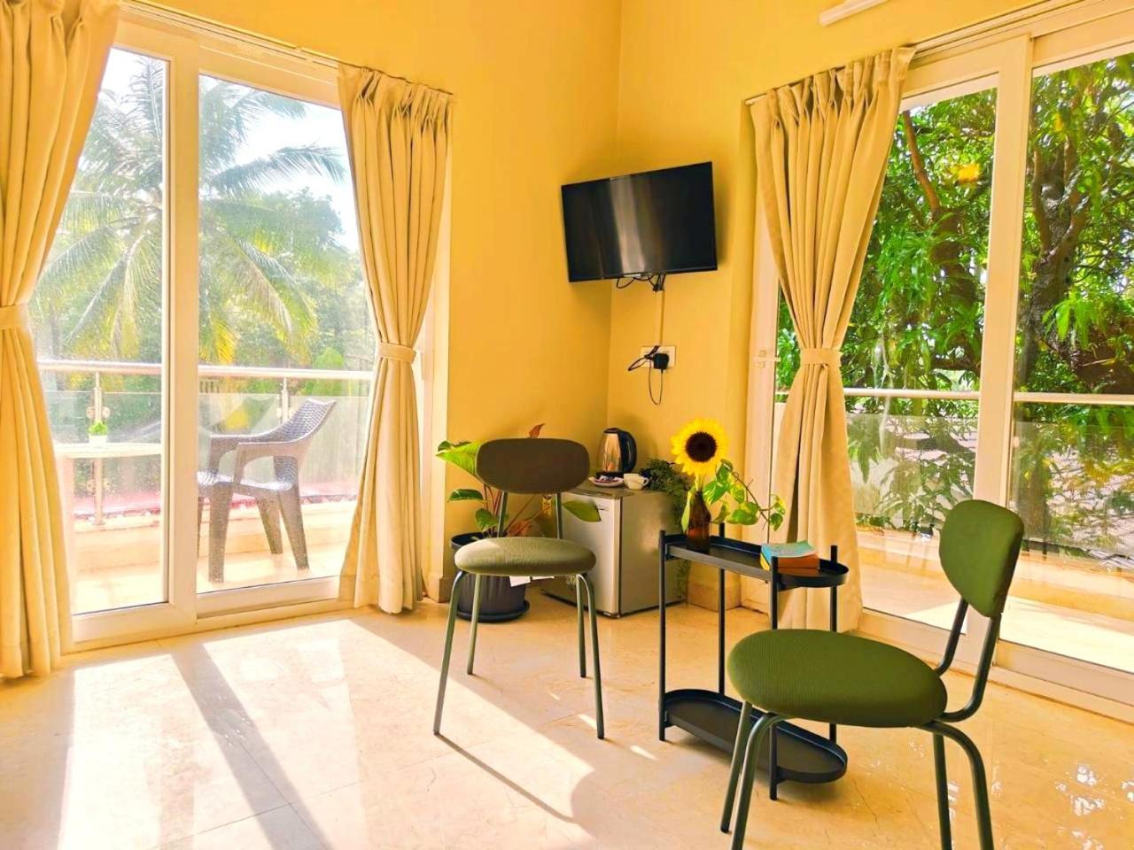 La Ritz Sea View Hotel Old Goa Exteriér fotografie